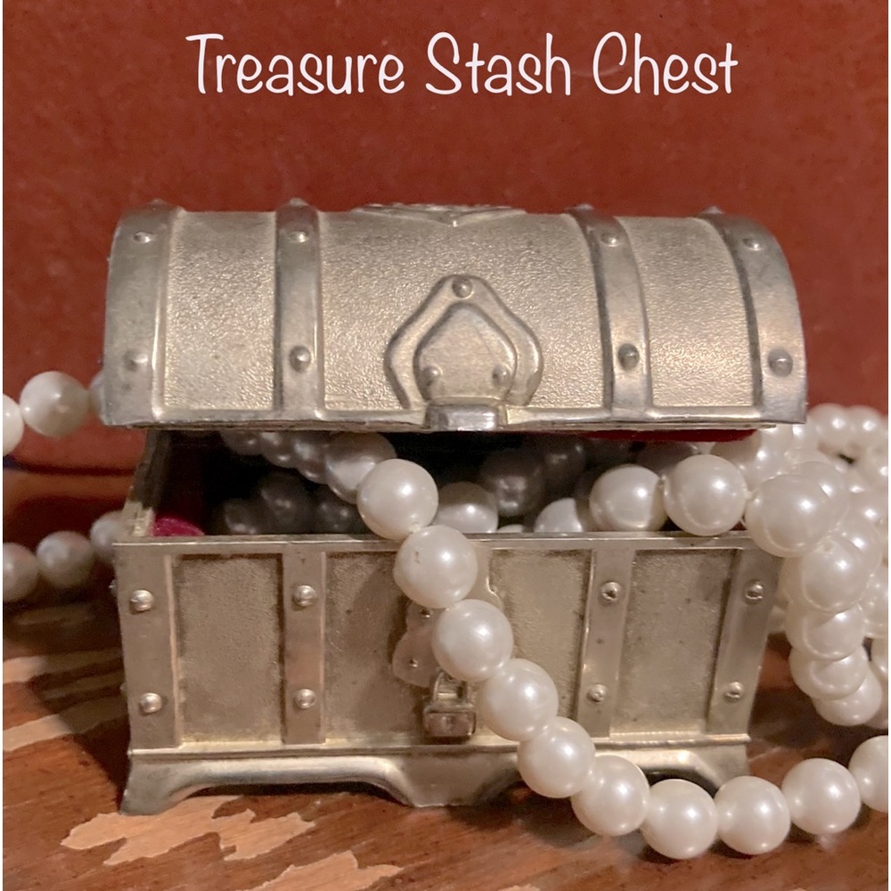 Miniature Treasure Stash Chest/Dresser Vanity Box